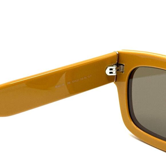 New, FENDI Sunglasses FE40119I 39E Authentic - Picture 8 of 11